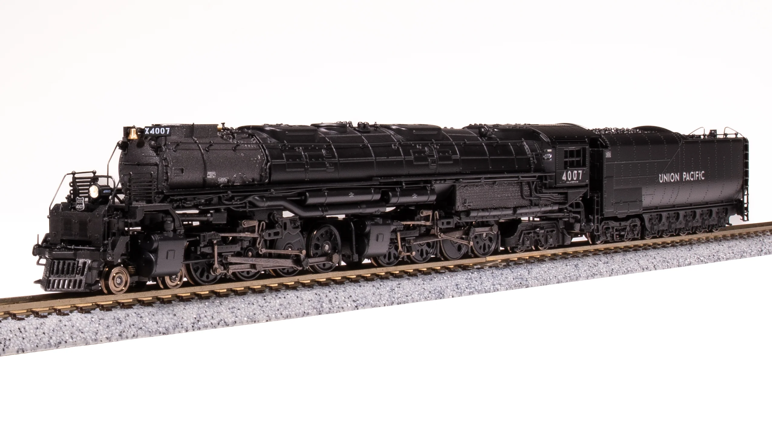 7230 UP Big Boy #4007, 1941, As-Delivered Aftercooler, 25-C-100 Coal Tender, Paragon4 Sound/DC/DCC, Smoke, N - Image 4