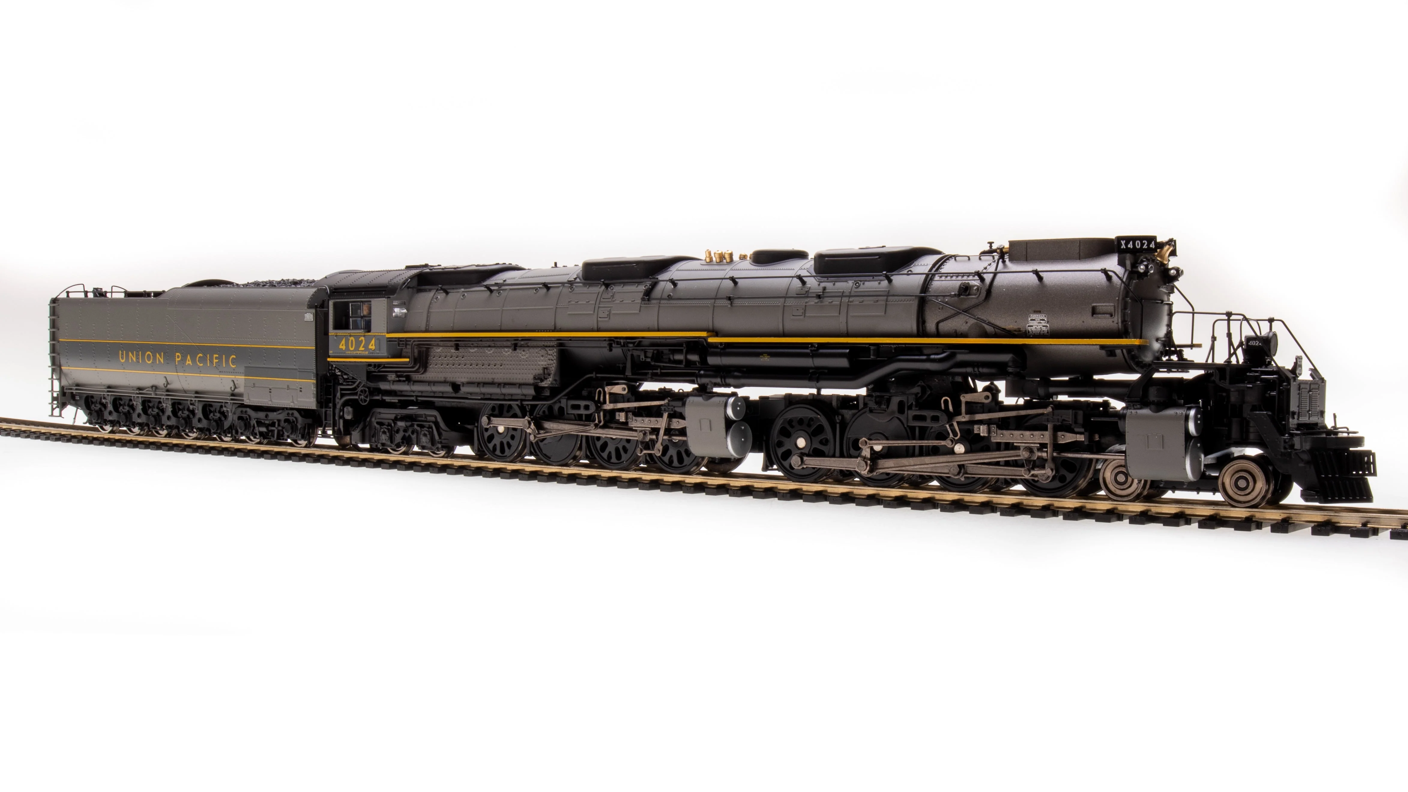8372 UP Big Boy #4022, Two-Tone Gray w/ Yellow, Wilson Aftercooler, 25-C-400 Coal Tender, No-Sound / DCC-Ready, HO (Fantasy Paint Scheme) - Image 3